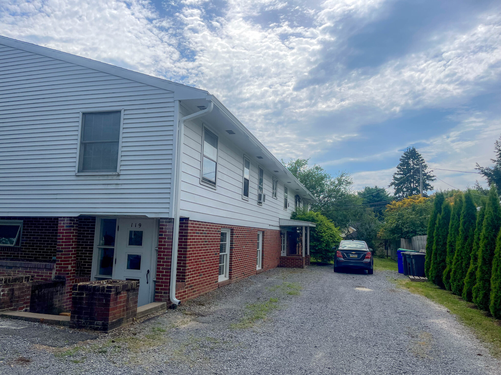 Hot Water Heat Brynwood Rentals